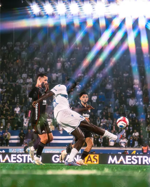 Lausanne-Sport – Besiktas, barrages de Conference League à la Tuilière – photo 7 sur 23
