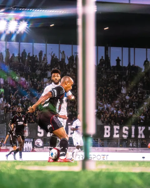 Lausanne-Sport – Besiktas, barrages de Conference League à la Tuilière – photo 13 sur 23