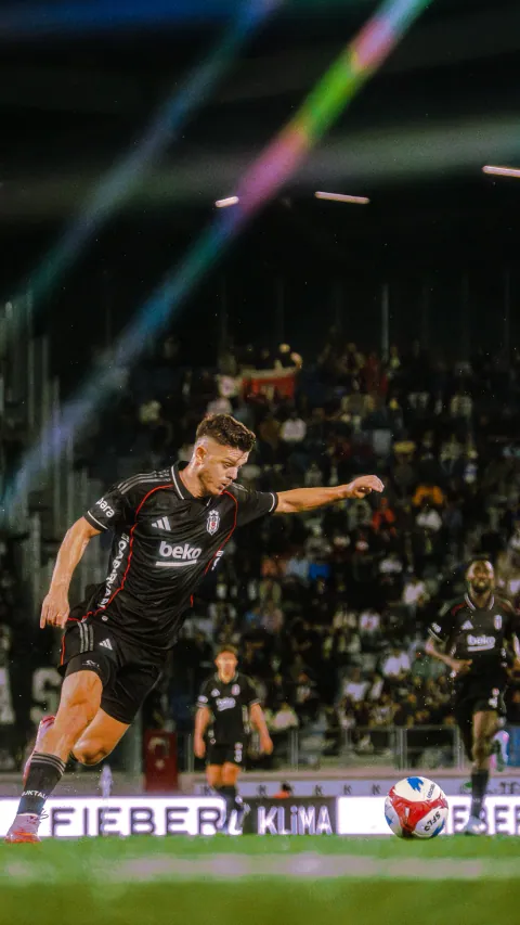 Lausanne-Sport – Besiktas, barrages de Conference League à la Tuilière – photo 22 sur 23