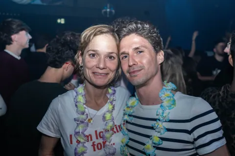 Ambiance basse lumière sur le dancefloor du D! Club à Lausanne (photo 8)